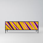 DREAMS COME TRUE TV-Lowboard mit 3 Türen in Schwarz