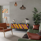 DREAMS COME TRUE TV-Lowboard mit 3 Türen in Schwarz