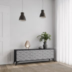 GLOOMY HOST TV-Lowboard mit 3 Türen in Schwarz