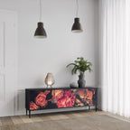 NEVERENDING BLOOM TV-Lowboard mit 3 Türen in Schwarz