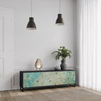 BLOOMING CHARM TV-Lowboard mit 3 Türen in Schwarz