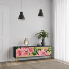 FRAGILE BEAUTY TV-Lowboard mit 3 Türen in Schwarz