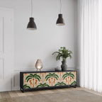 DANCING PREDATORS TV-Lowboard mit 3 Türen in Schwarz