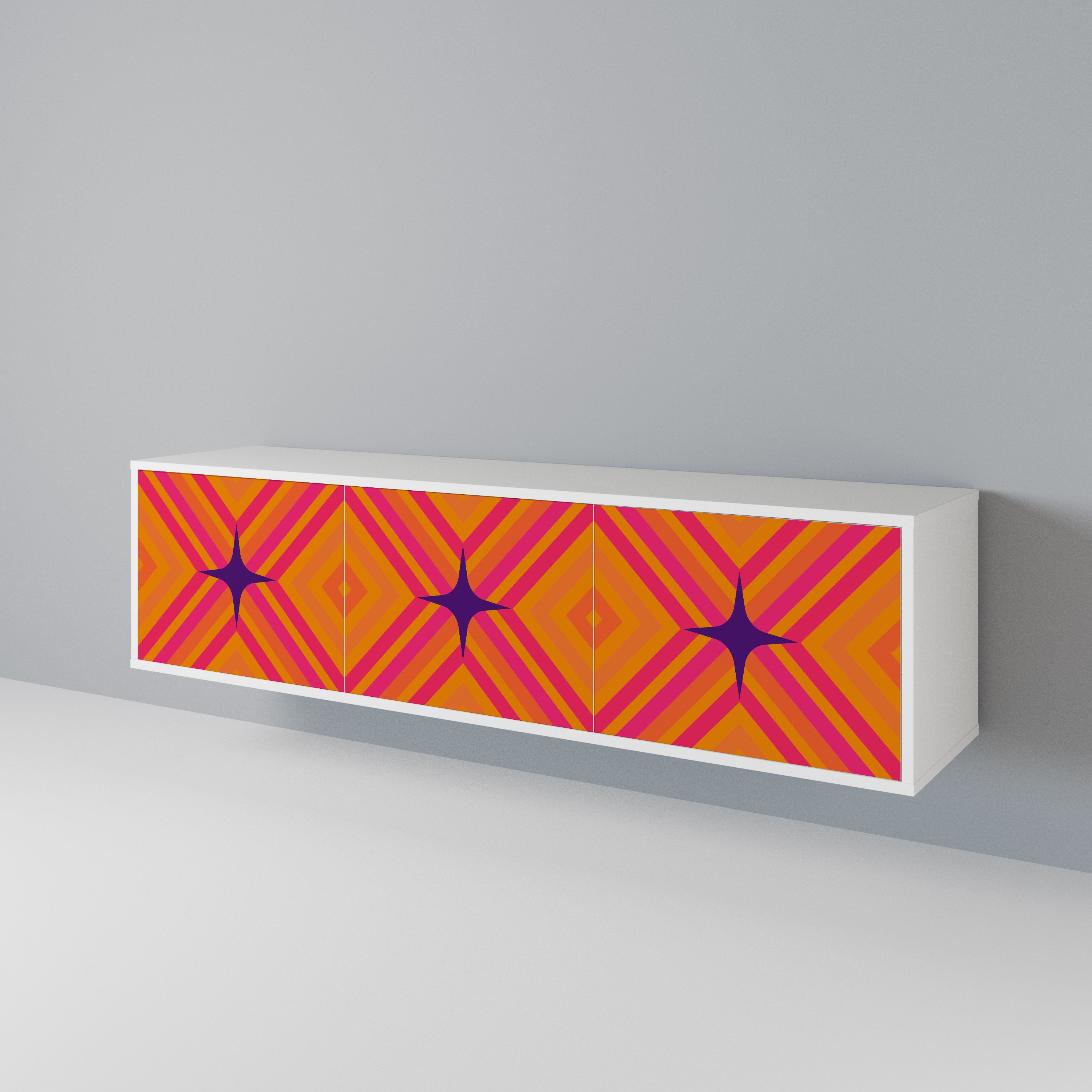 GEOMETRIC BRILLIANCE 3-türiges TV-Lowboard