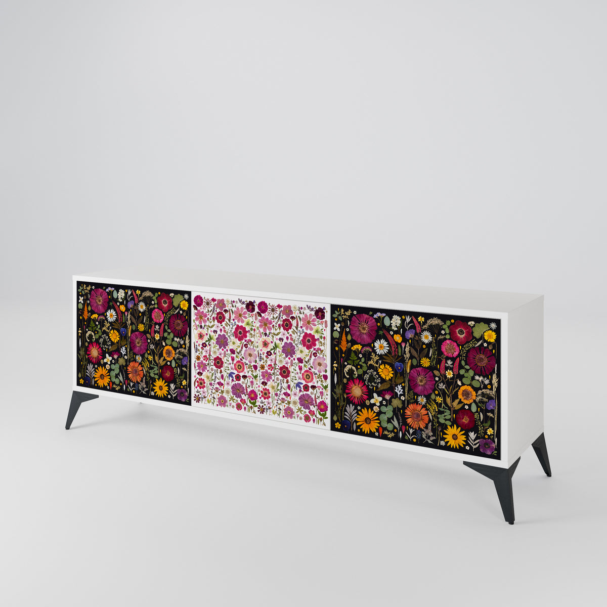 DAYNITE GARDEN 3-türiger TV-Schrank