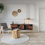 INTREPID FORMATION TV-Lowboard mit 3 Türen in Eiche-Optik