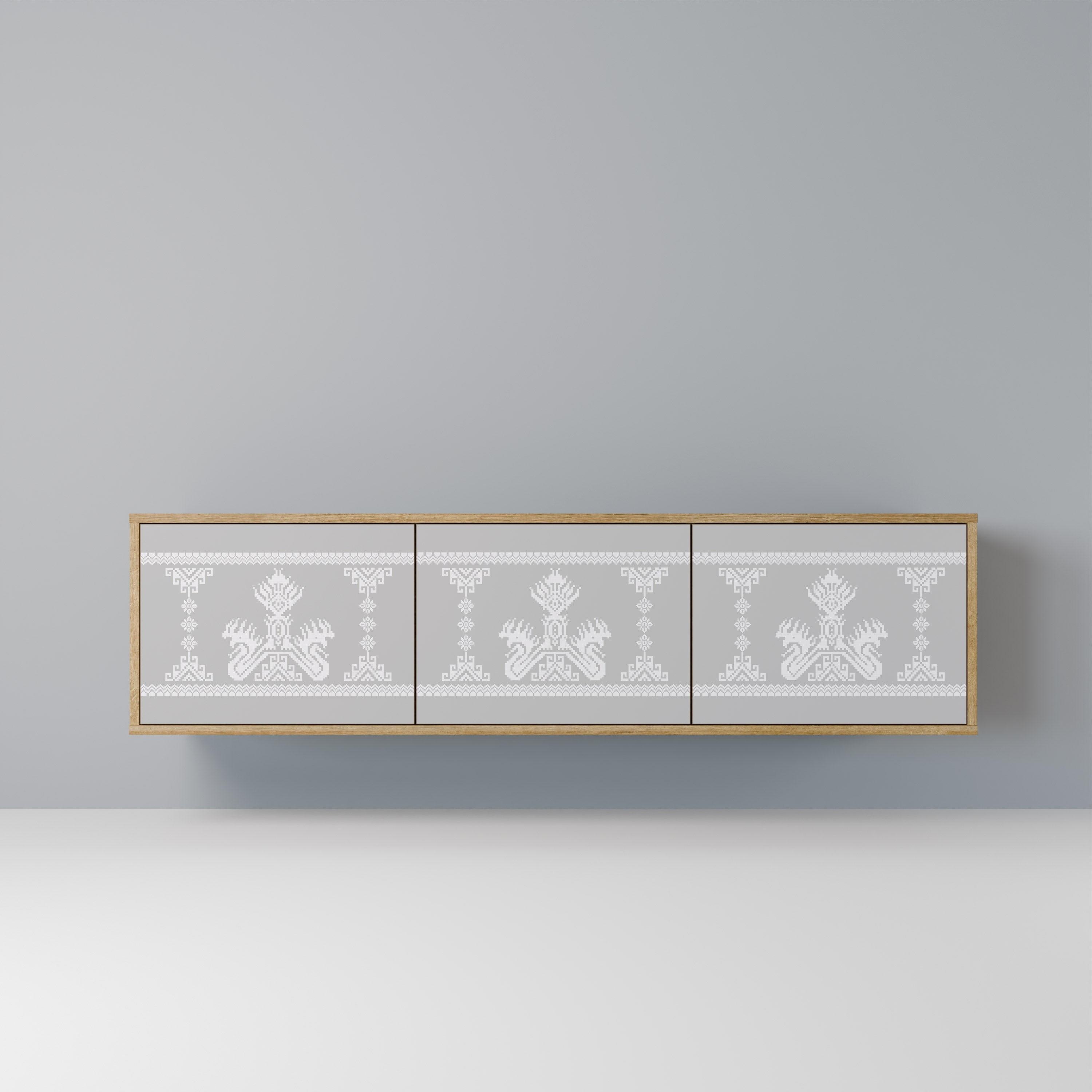 THAI GRAY TV-Lowboard mit 3 Türen in Eiche-Optik