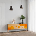 ORANGE ARRANGEMENT TV-Lowboard mit 3 Türen in Eiche-Optik