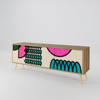 GEOMETRIC RHAPSODY TV-Lowboard mit 3 Türen in Eiche-Optik