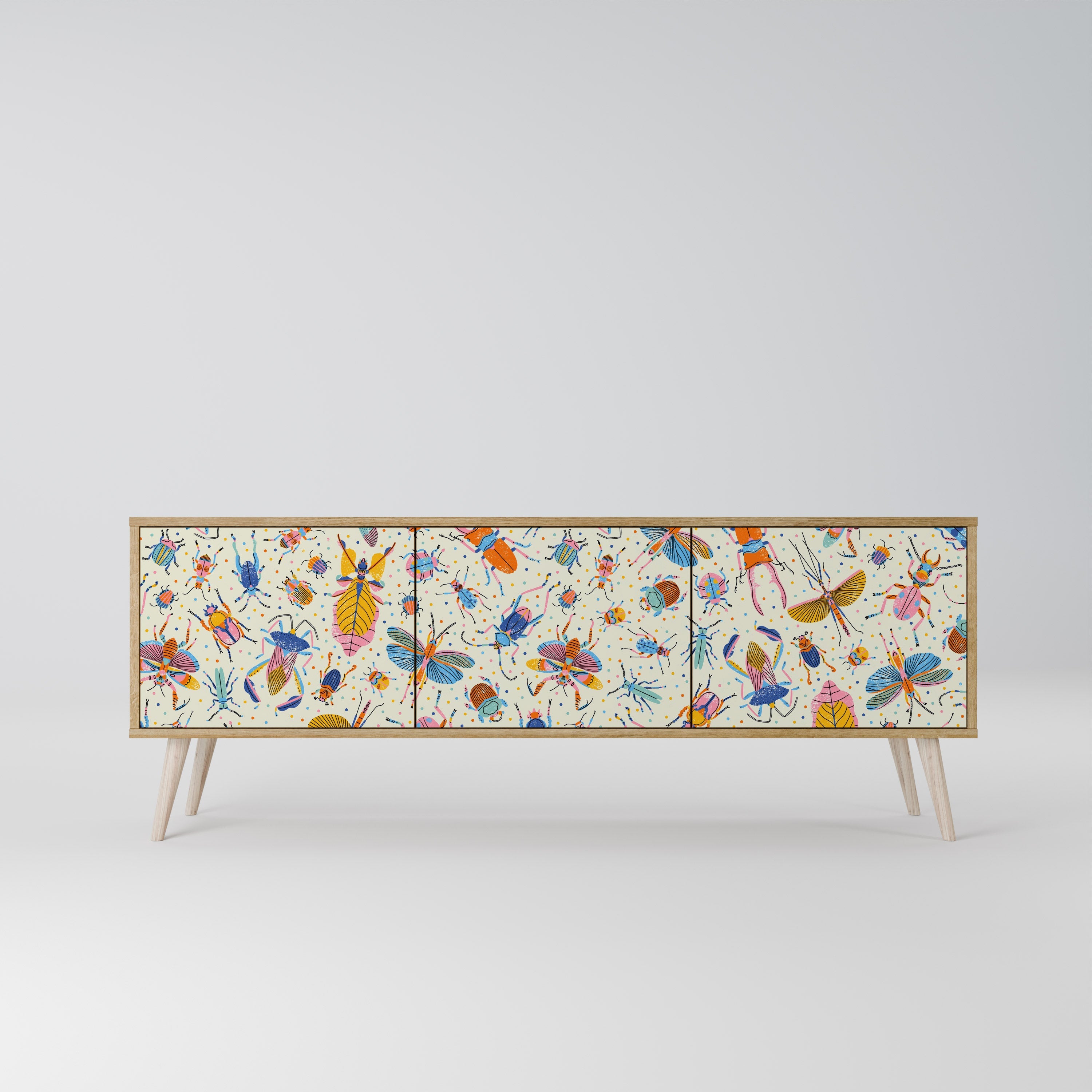 COLORFUL INSECTS 3-Door TV Stand in Oak Effect
