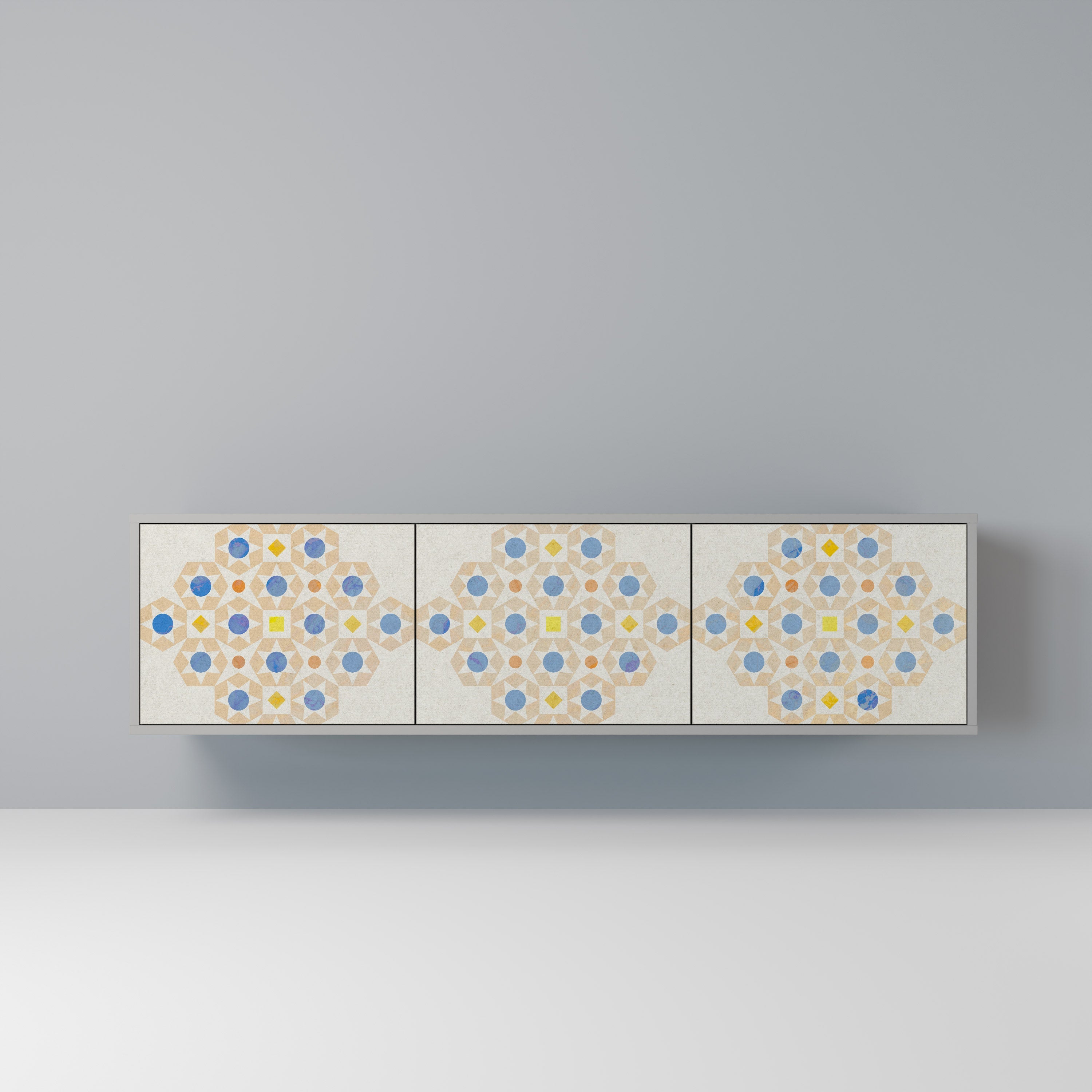 PATTERNED PRISM 3-Door TV Stand in Grey Finish