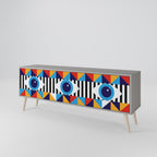 ABSTRACTION AND GEOMETRY TV-Lowboard mit 3 Türen in Grau