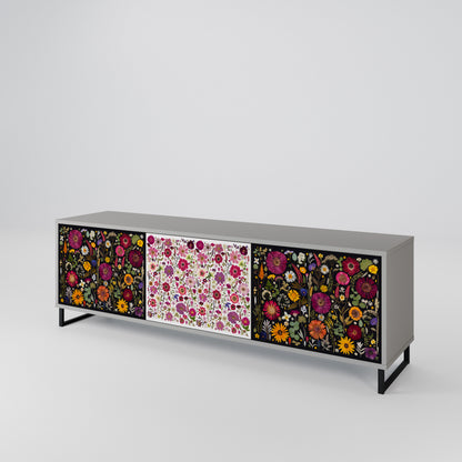 DAYNITE GARDEN 3-türiger TV-Schrank