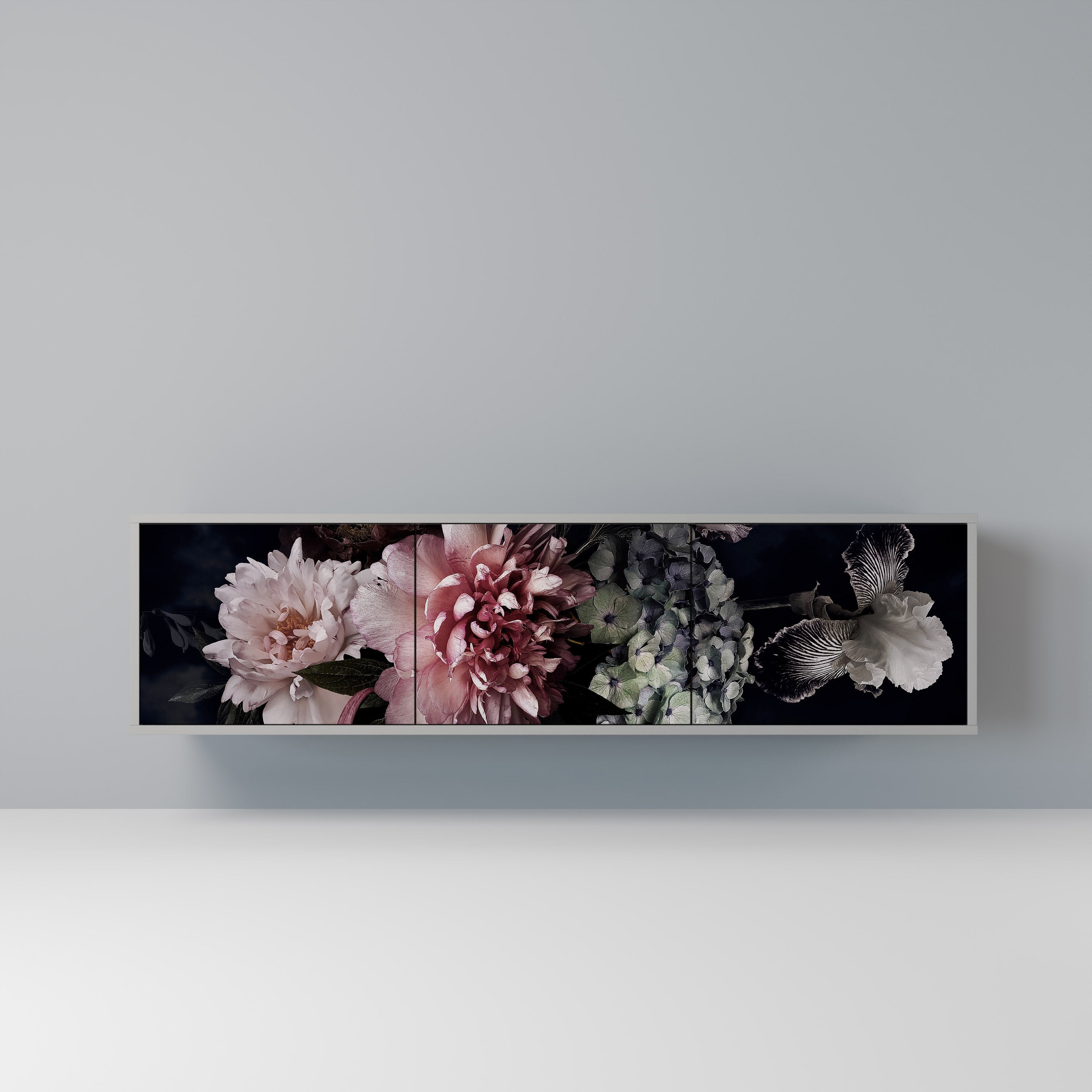 PURE BLOSSOM TV-Lowboard mit 3 Türen in Grau