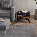 INTREPID FORMATION Nachttisch in Schwarz