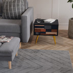 INTREPID FORMATION Nachttisch in Schwarz