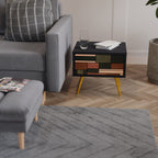 FIGURES OF NATURE Nachttisch in Schwarz