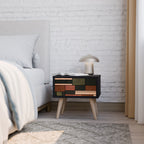 FIGURES OF NATURE Nachttisch in Schwarz