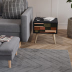 FIGURES OF NATURE Nachttisch in Schwarz