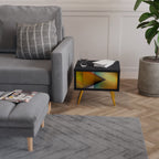 PIERCING SHARPNESS Nachttisch in Schwarz