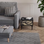 UNIFIED FRAGMENTS Nachttisch in Schwarz