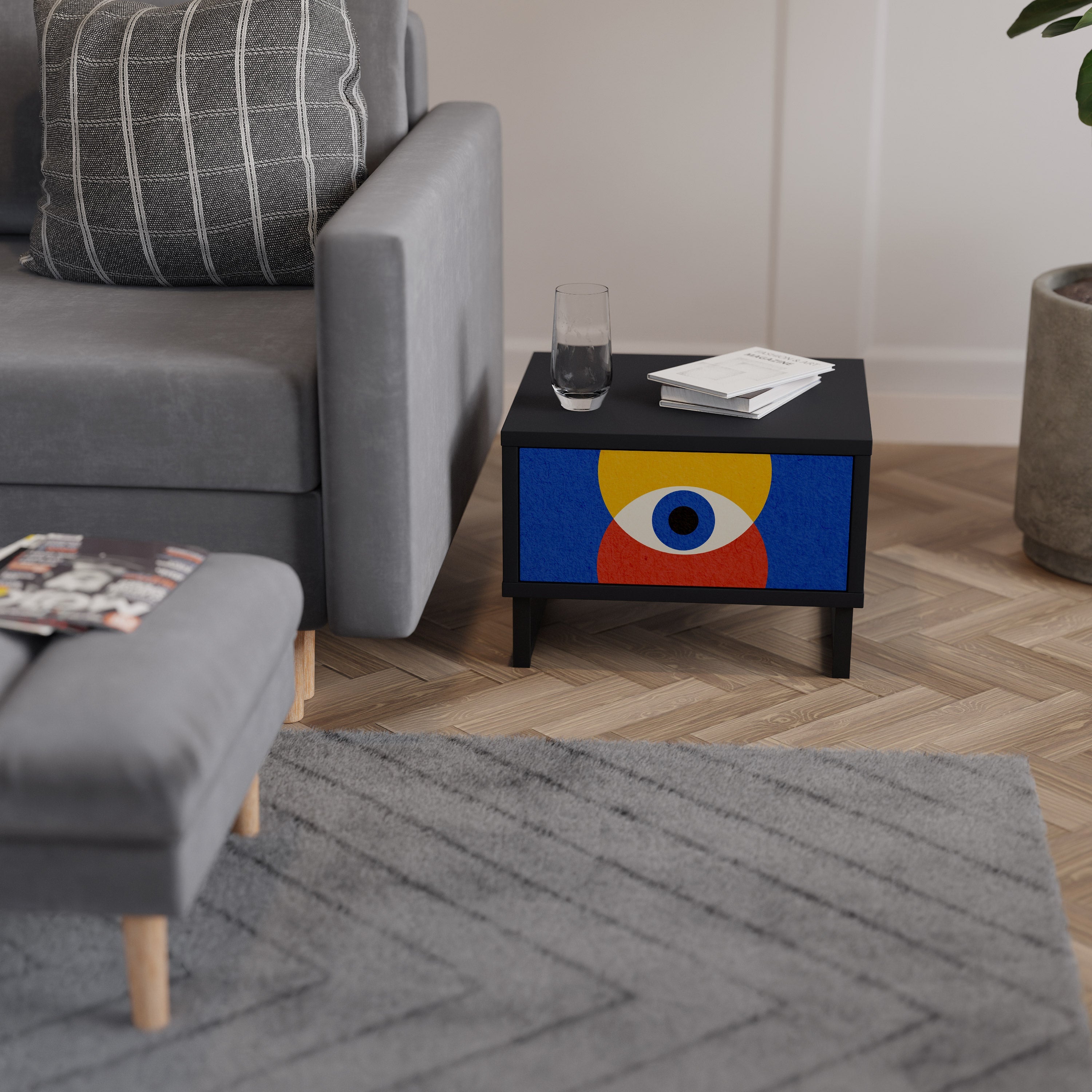 GEOMETRIC EYES Nachttisch in Schwarz