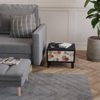 FLEETING HAPPINESS Nachttisch in Schwarz