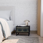 ROYAL ORDINARINESS Nachttisch in Schwarz