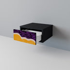 INDEPENDENT BORDER Nachttisch in Schwarz