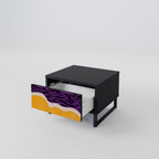 INDEPENDENT BORDER Nachttisch in Schwarz