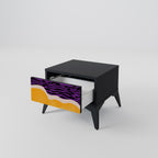 INDEPENDENT BORDER Nachttisch in Schwarz