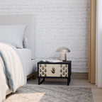 SEE MORE Nachttisch in Schwarz