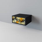 SUNKISSED LILY Nachttisch in Schwarz