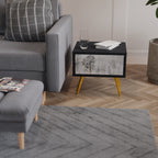 FADE IN THE TREES Nachttisch in Schwarz