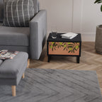 JUICY OLIVES Nachttisch in Schwarz