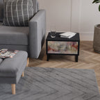 VEILED SUMMIT Nachttisch in Schwarz