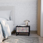 AUTUMN SUNDRIES Nachttisch in Schwarz