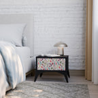 AUTUMN SUNDRIES Nachttisch in Schwarz