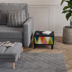 COLORFUL TRIANGLES Nachttisch in Schwarz