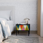 COLORFUL TRIANGLES Nachttisch in Schwarz