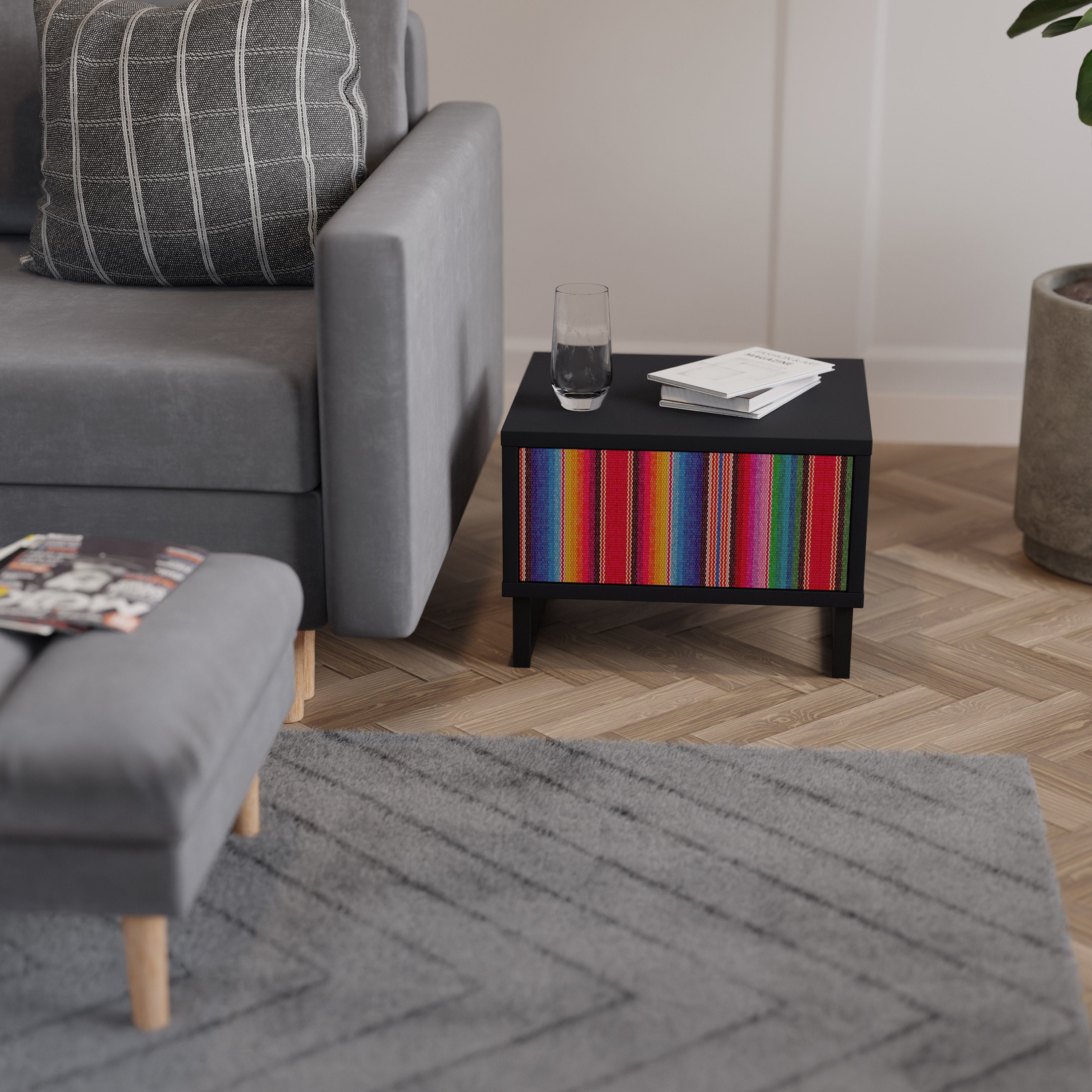 ETHNIC MEXICAN Nachttisch in schwarzem Finish