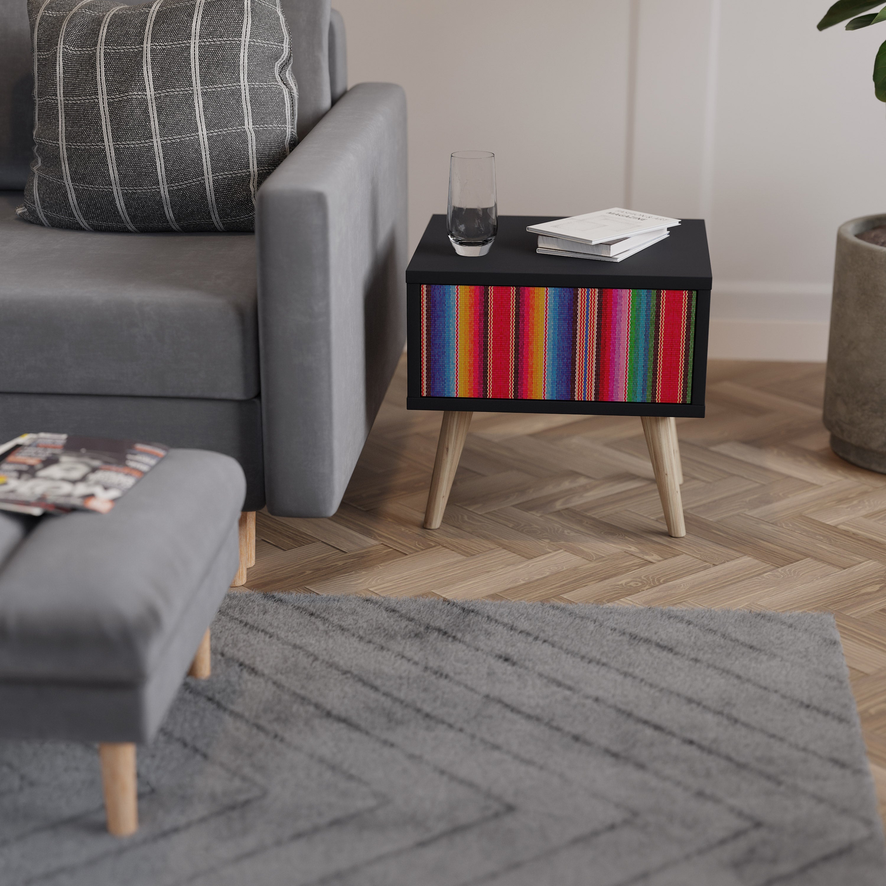 ETHNIC MEXICAN Nachttisch in schwarzem Finish