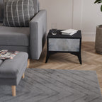 MUTED ARC Nachttisch in Schwarz