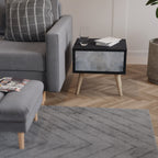 MUTED ARC Nachttisch in Schwarz