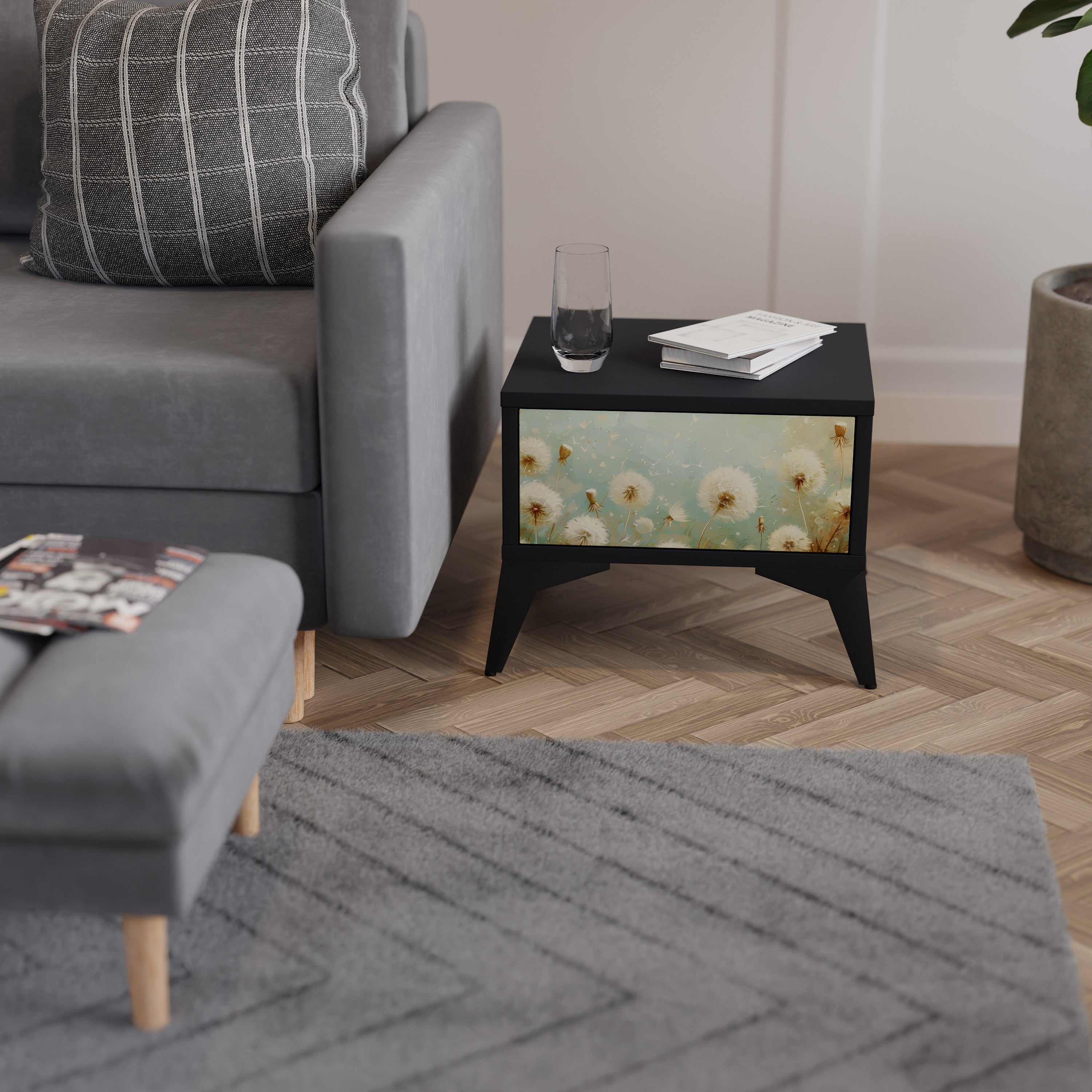 DREAMY MEADOW Nachttisch in Schwarz
