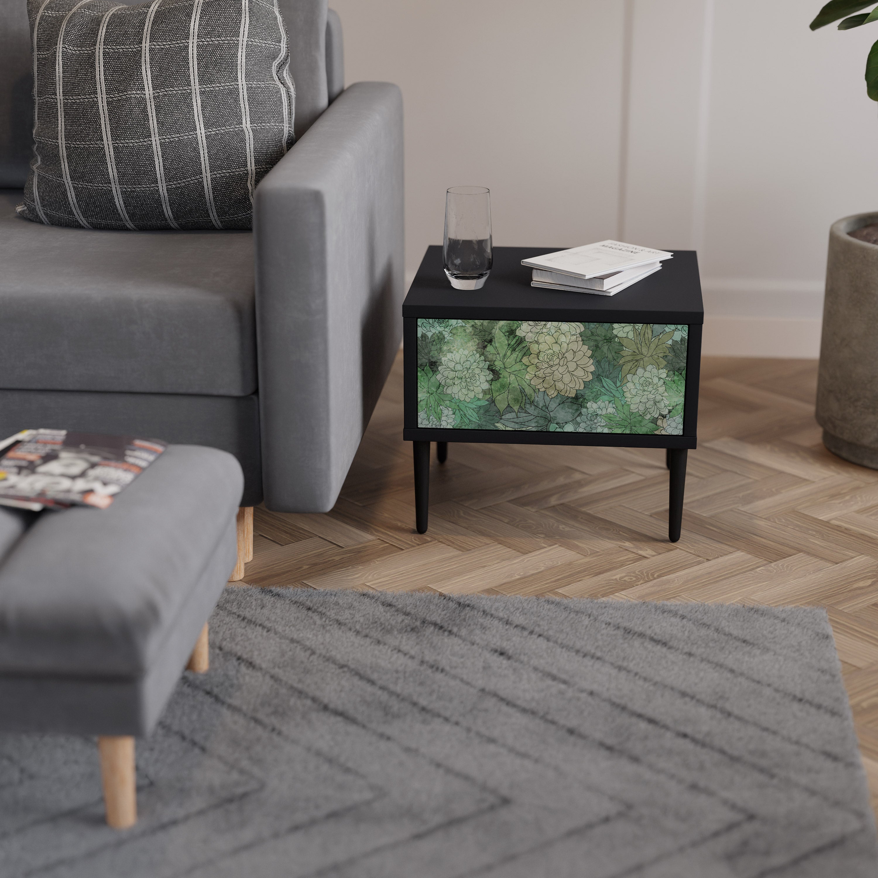 SUCCULENT CLUSTER Nachttisch in schwarzem Finish