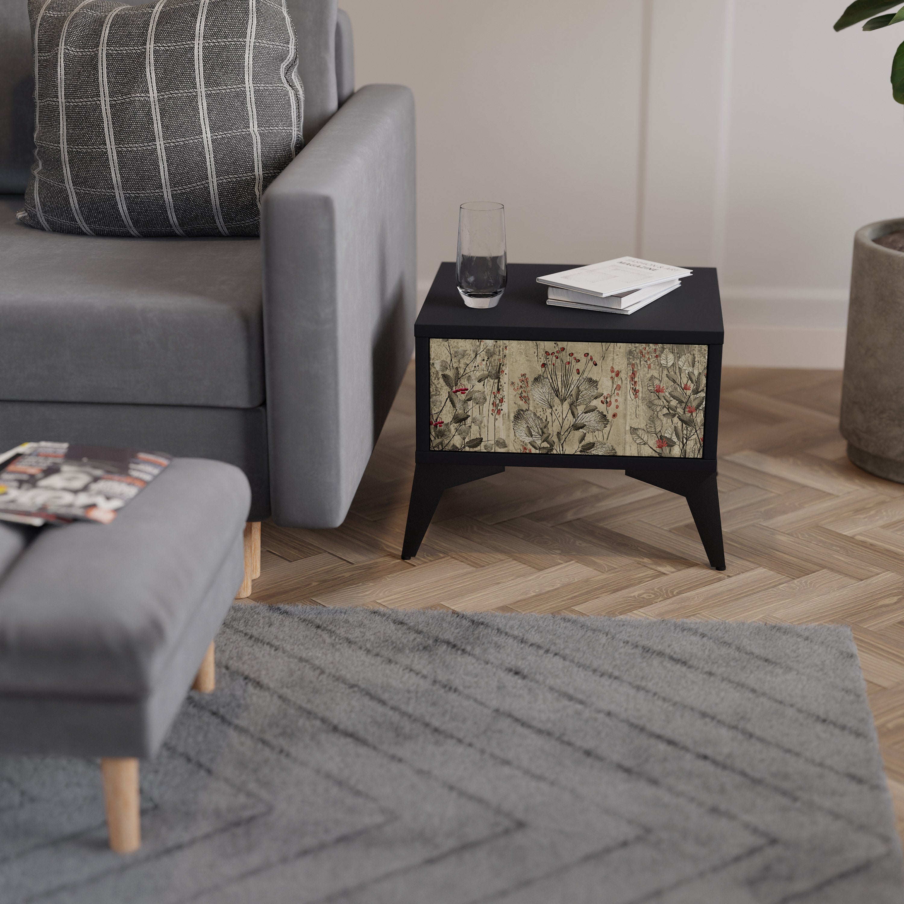 HERBAL GRACE Nachttisch in Schwarz