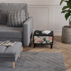 FLORAL GRACE Nachttisch in Schwarz