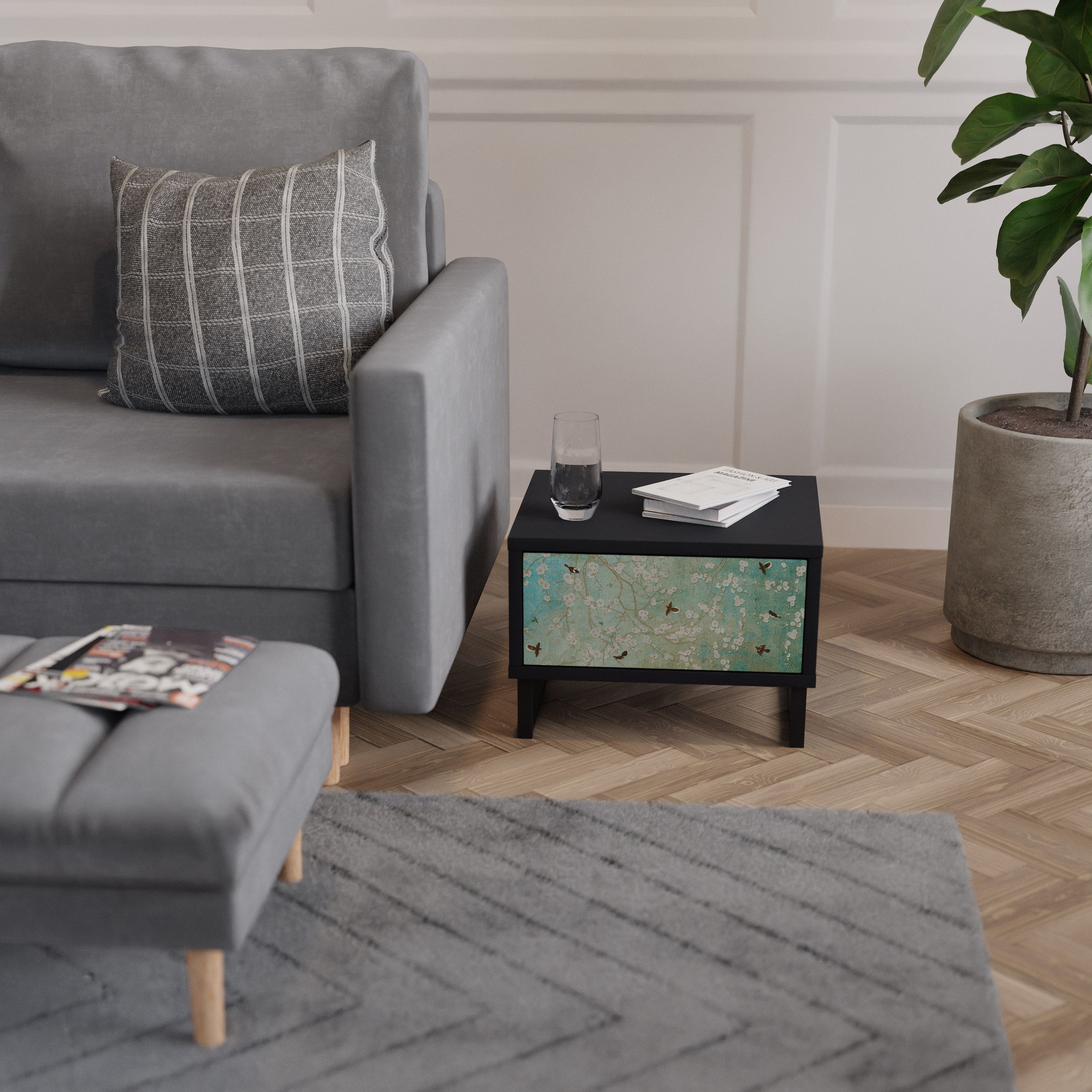 BLOOMING CHARM Nachttisch in Schwarz