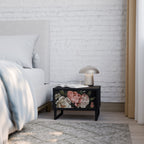 LUSH ELEGANCE Nachttisch in Schwarz